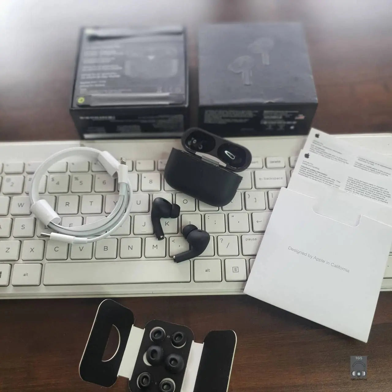 A i r p o d s Pro2 Matte Black NextBuy