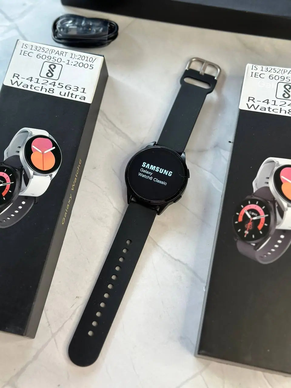 Full HD Touch Smartwatch – The Watch 6, branded with the Samsung logo, combines a bright display, fitness tracking, and a 2-day battery for everyday convenience.