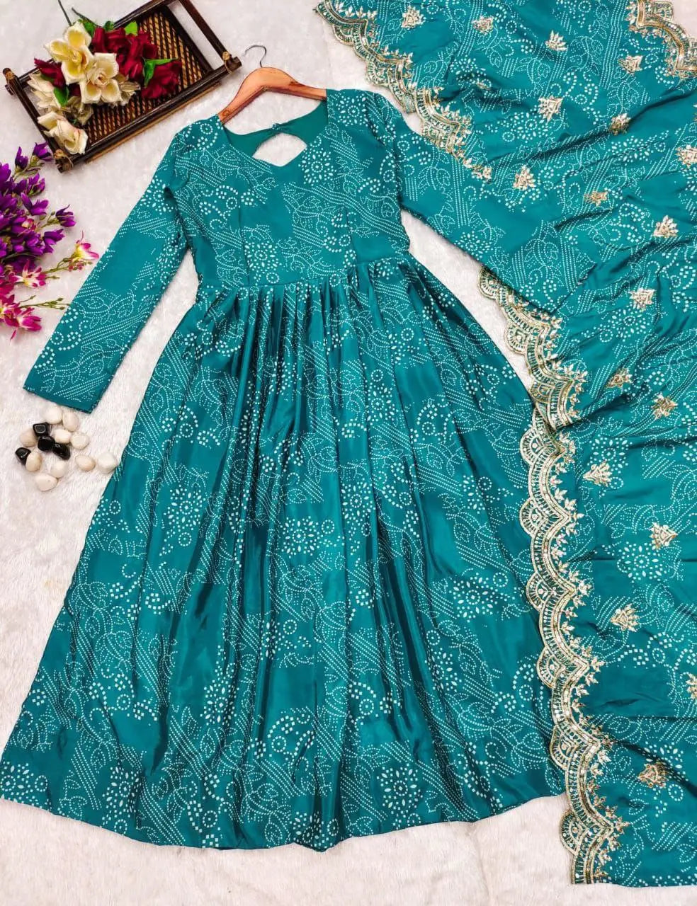 Festive Wear Bandhani Suit – Graceful and trendy ensemble for weddings and celebrations.