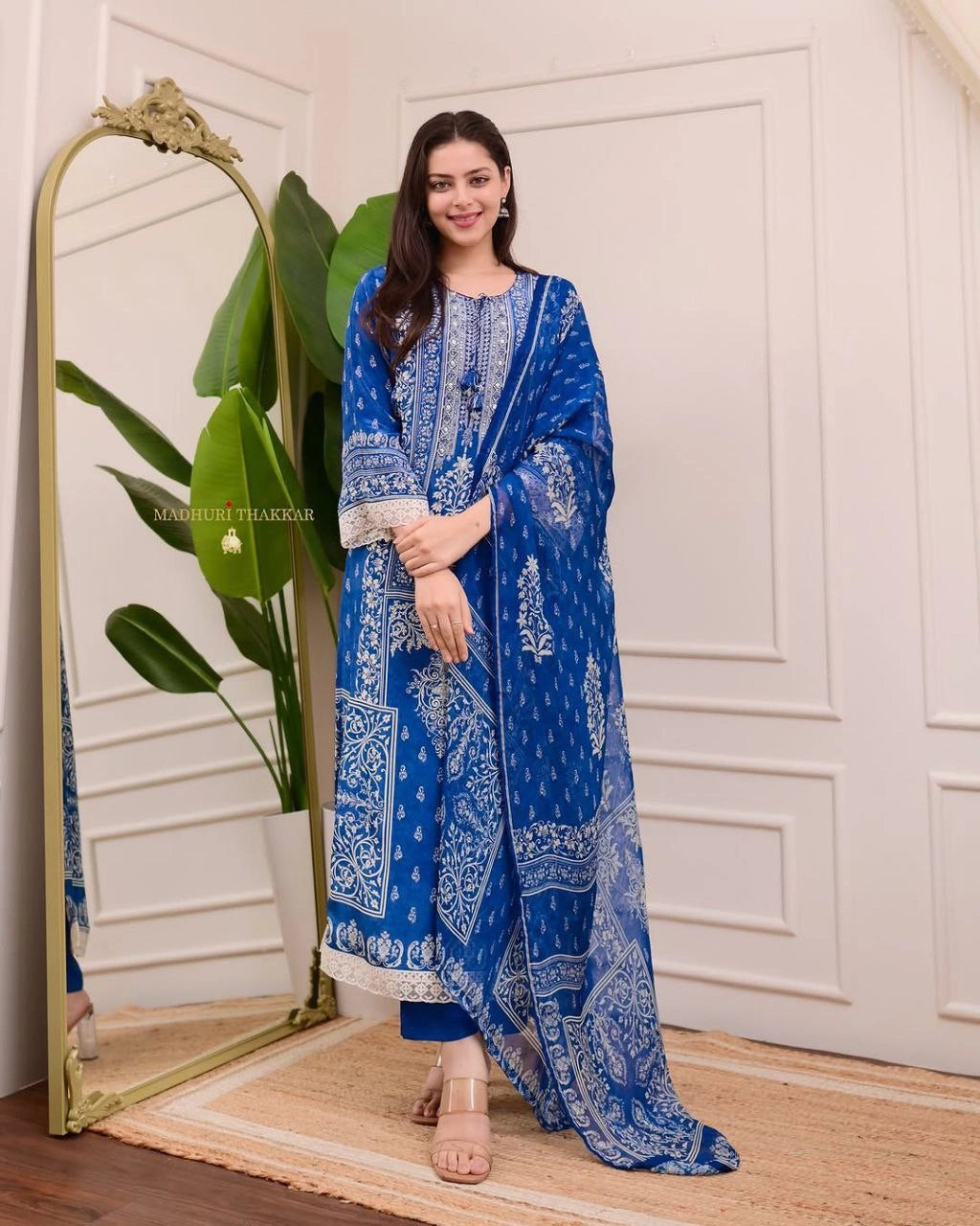Full sleeve printed muslin top